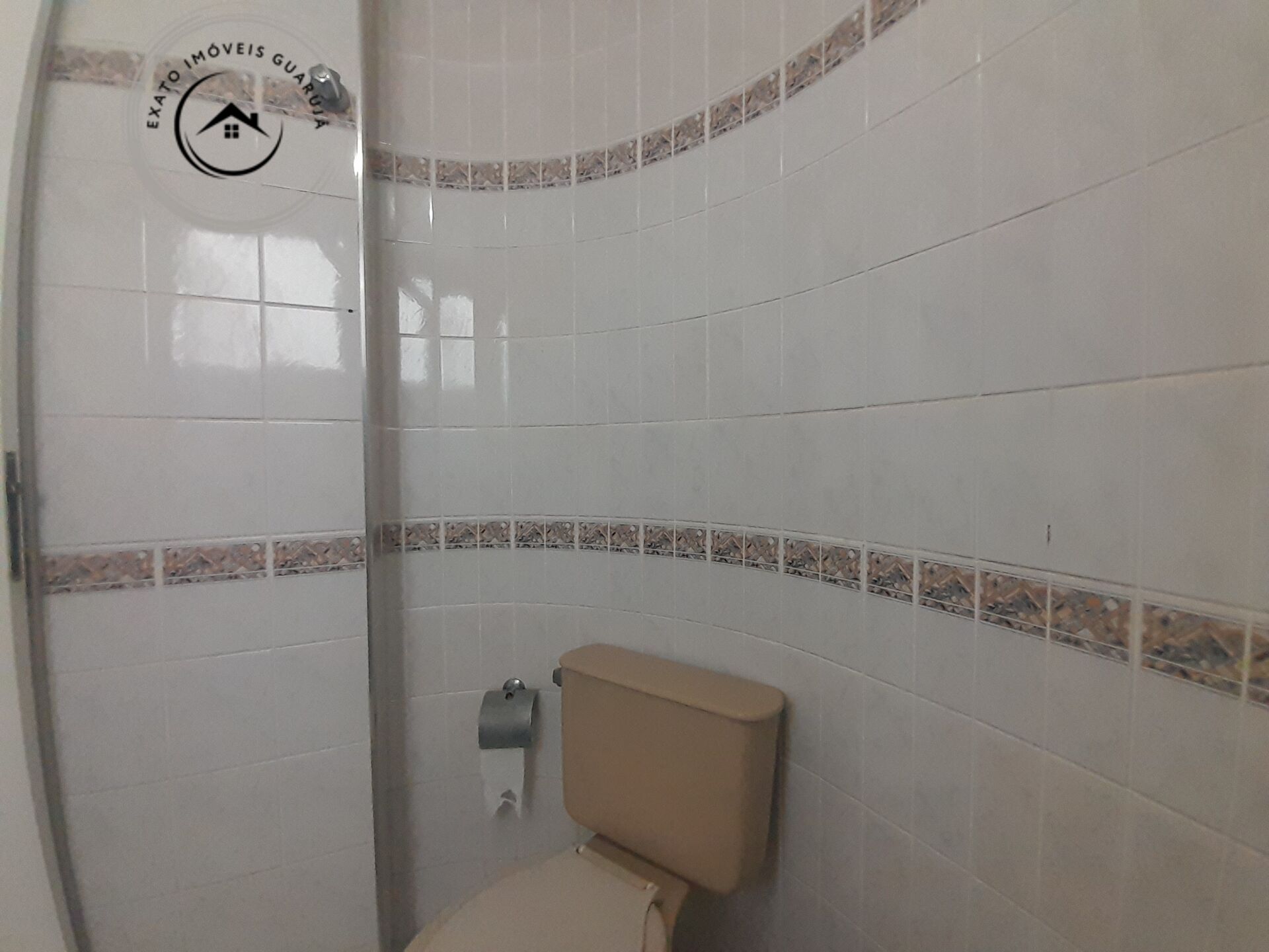 Apartamento padrão de 01 dormitório para locação anual na pr