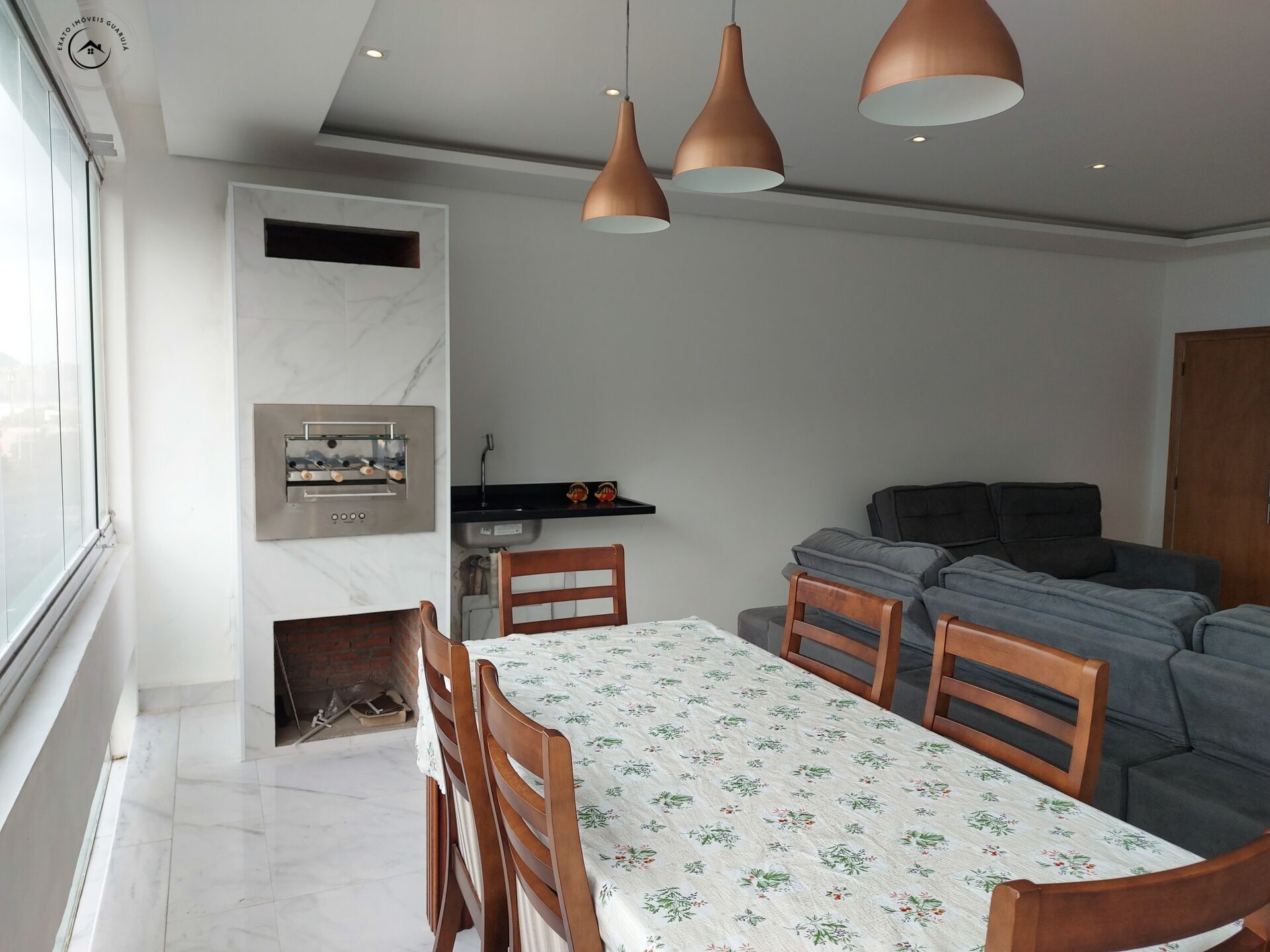 Apartamento padrão de 04 dormitórios para venda nas pitangue