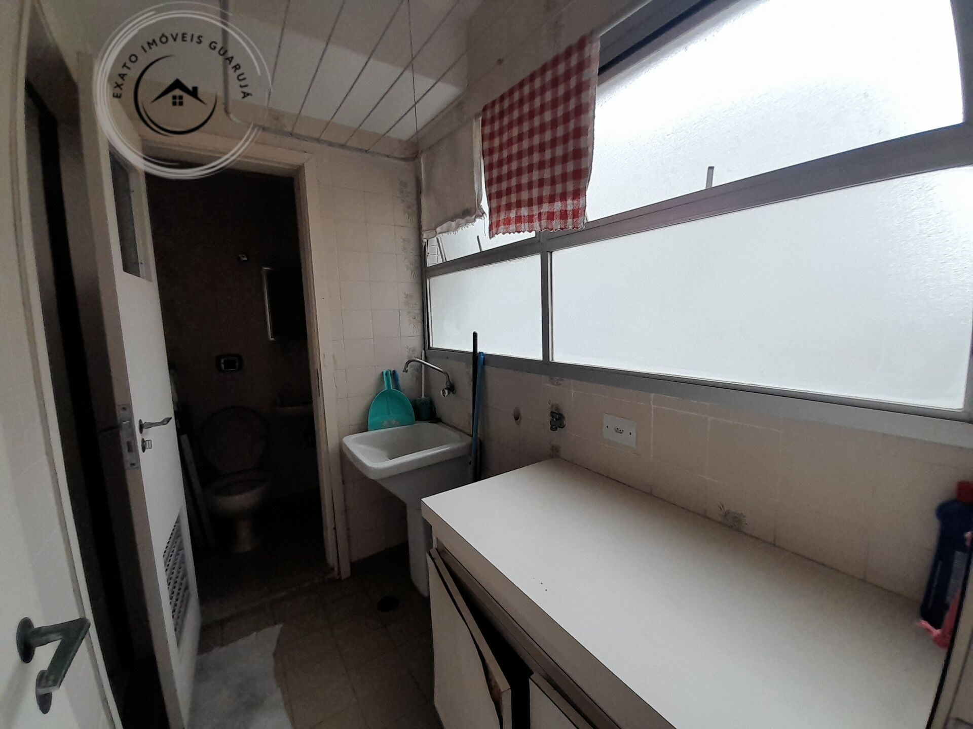 Apartamento padrão de 03 dormitórios para venda nas pitangue