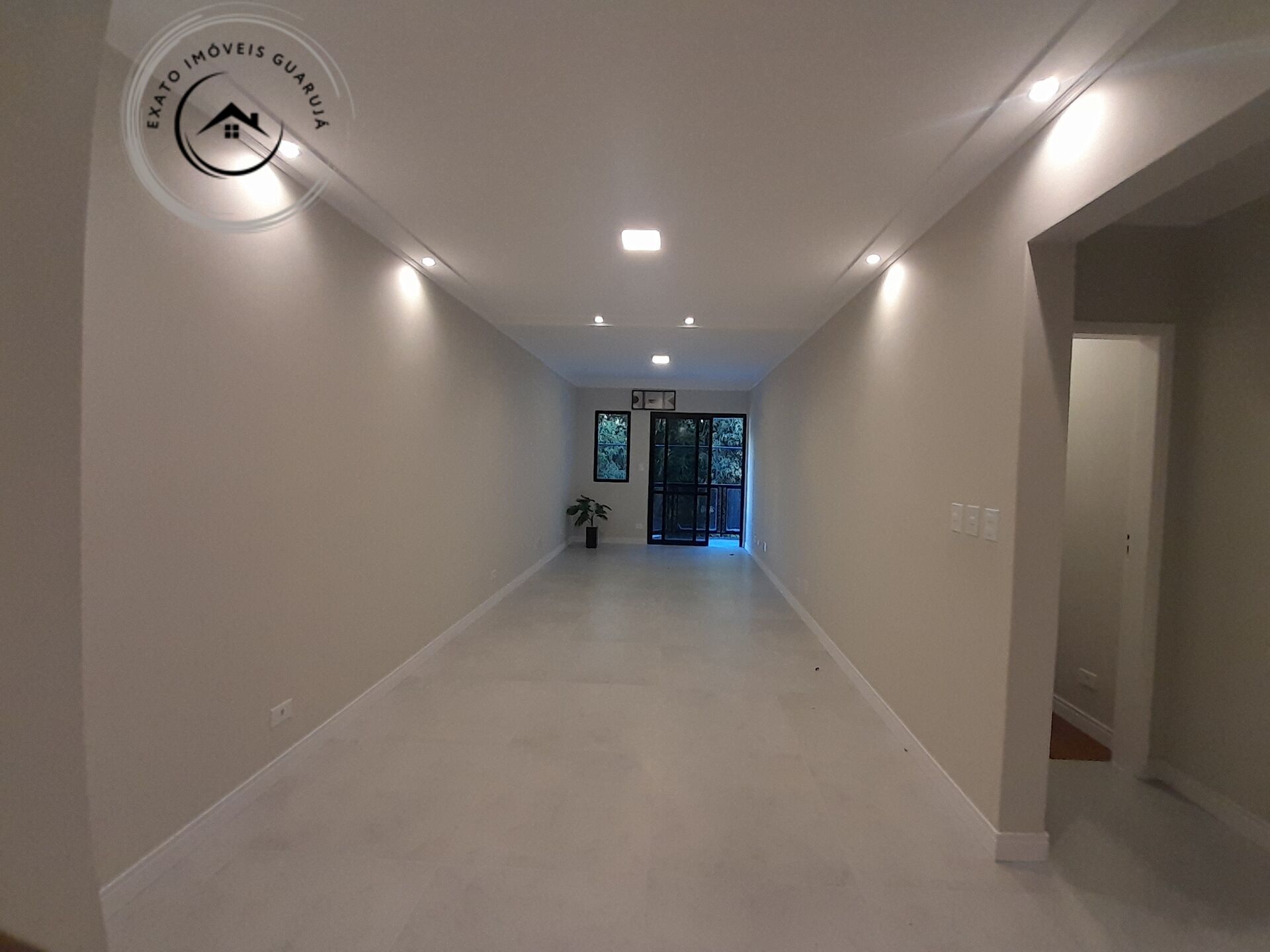 Apartamento padrão de 03 dormitórios para venda na praia da 