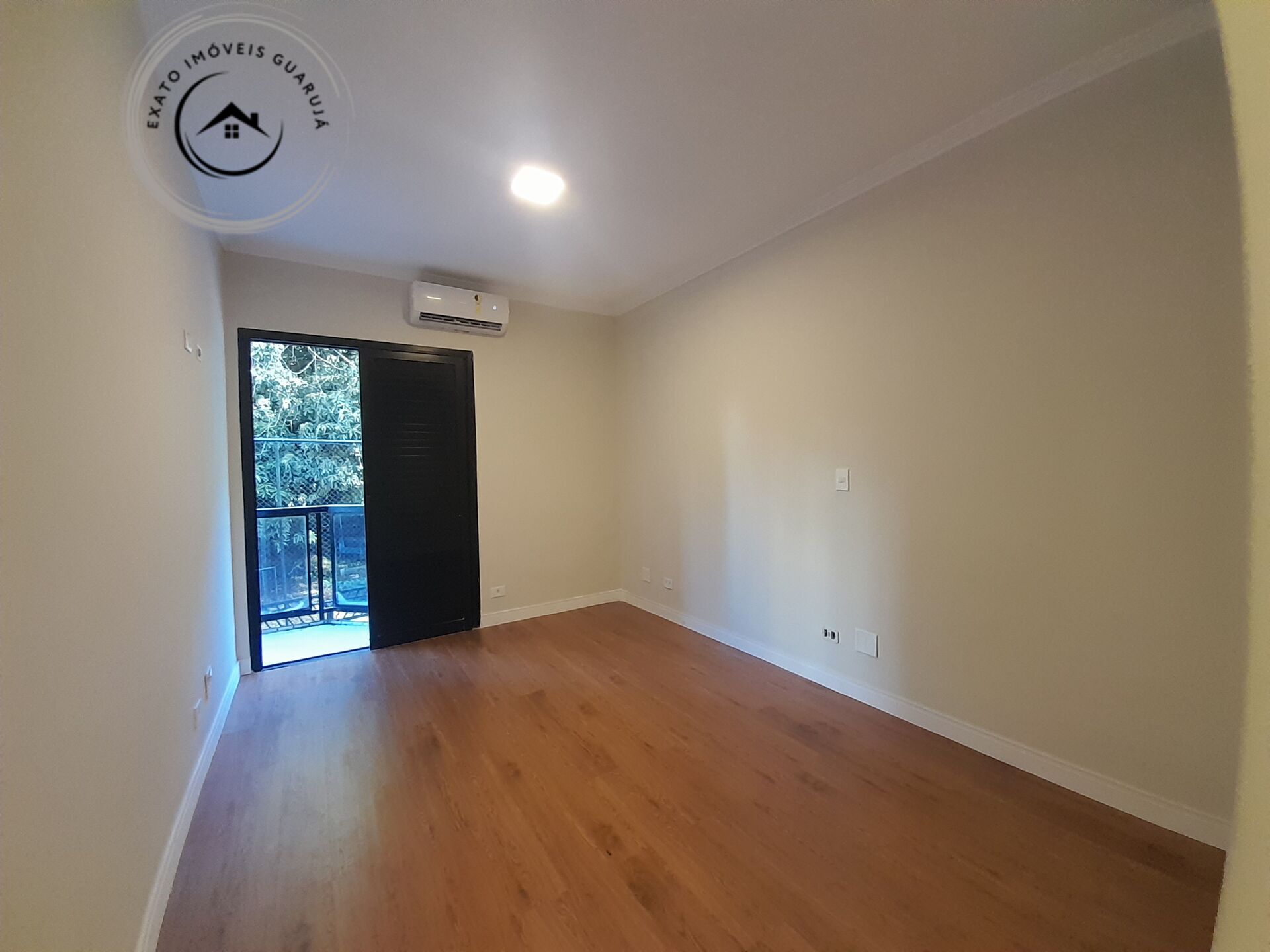 Apartamento padrão de 03 dormitórios para venda na praia da 