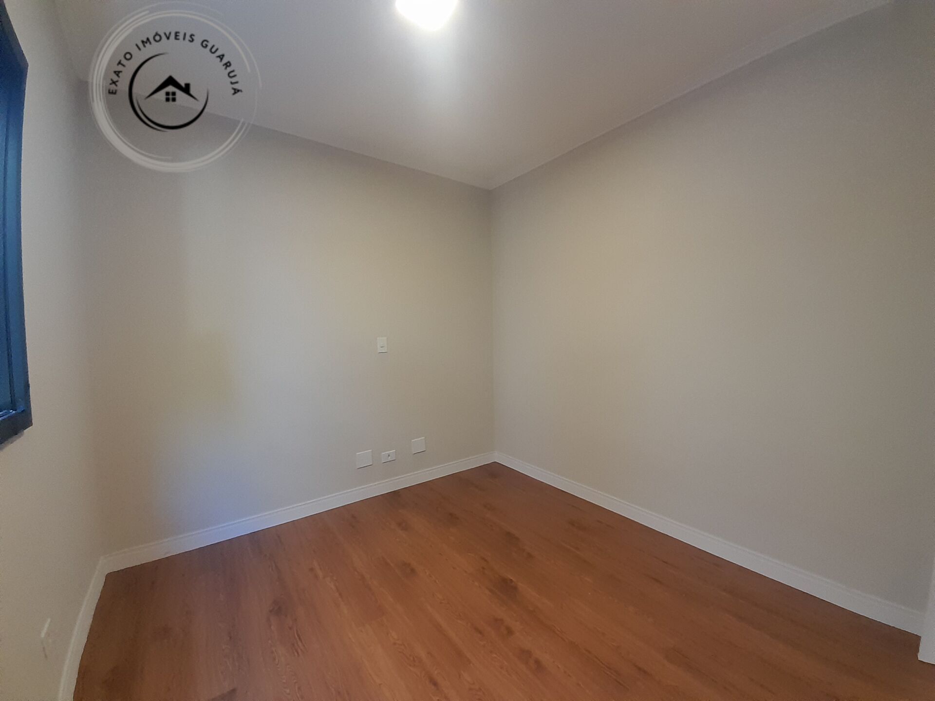Apartamento padrão de 03 dormitórios para venda na praia da 