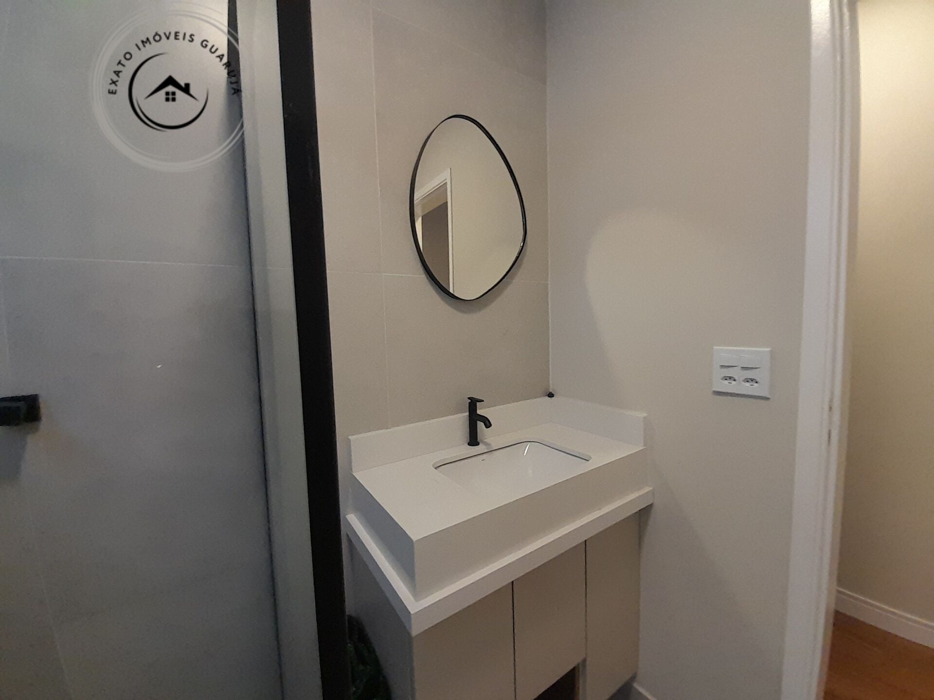 Apartamento padrão de 03 dormitórios para venda na praia da 