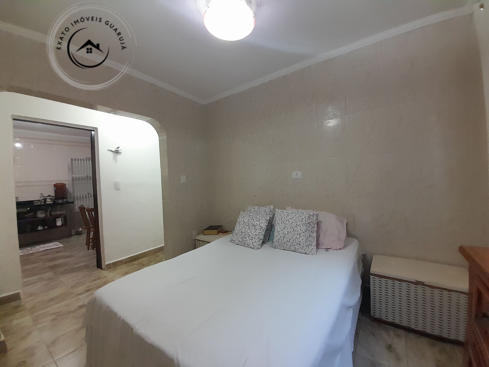 Casa padrão para locação comercial nas pitangueiras.