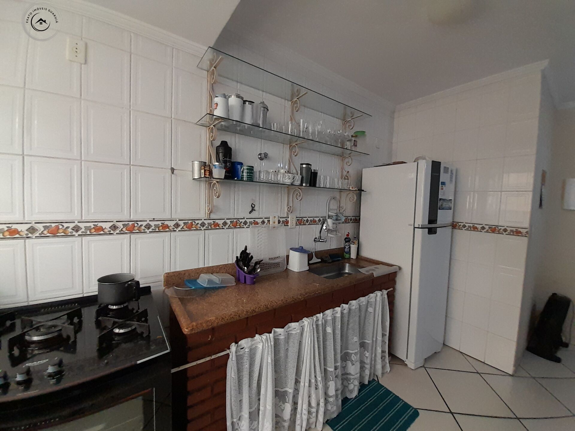 Apartamento de 02 dormitórios para venda na praia da enseada