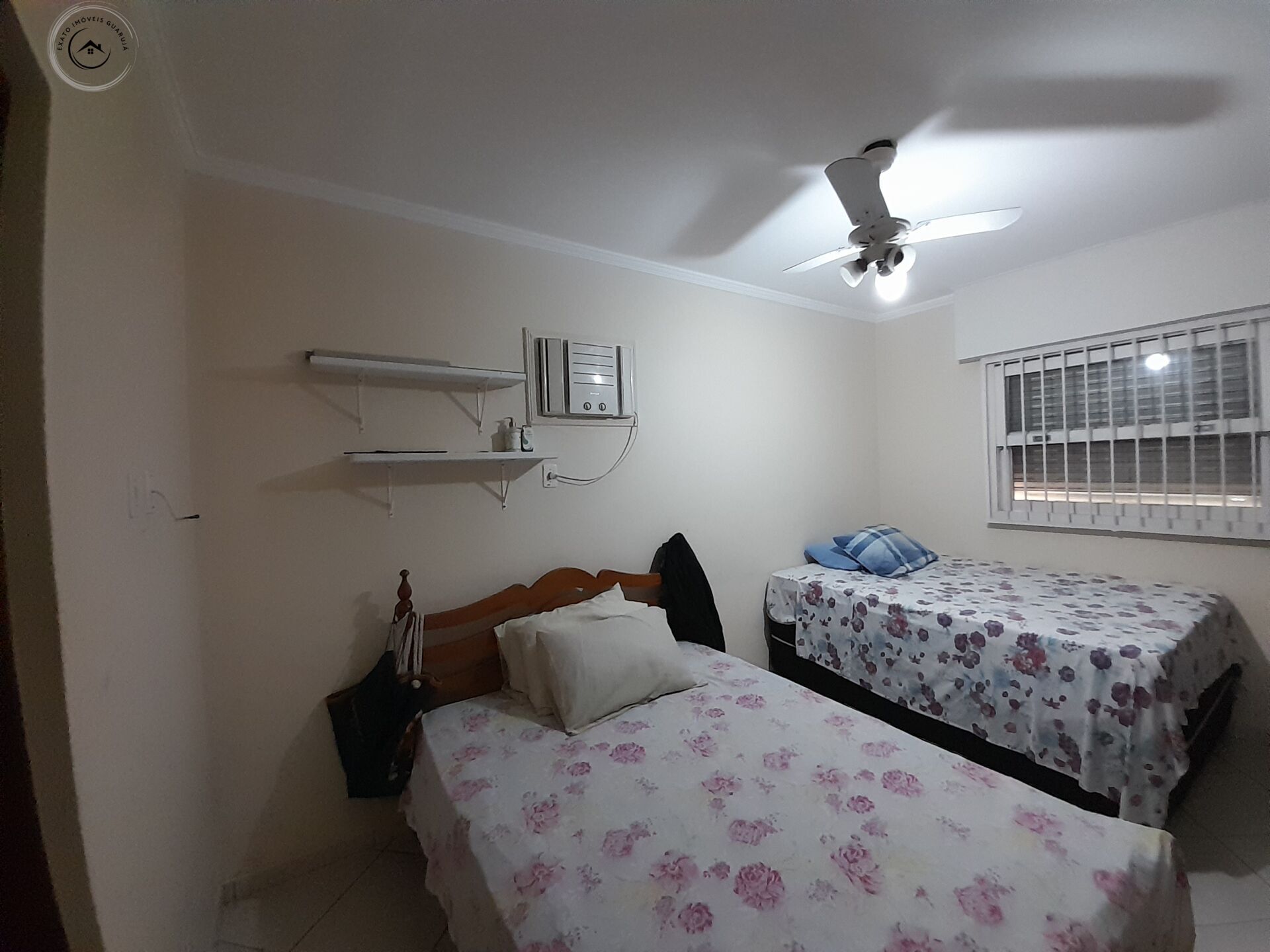 Apartamento de 02 dormitórios para venda na praia da enseada