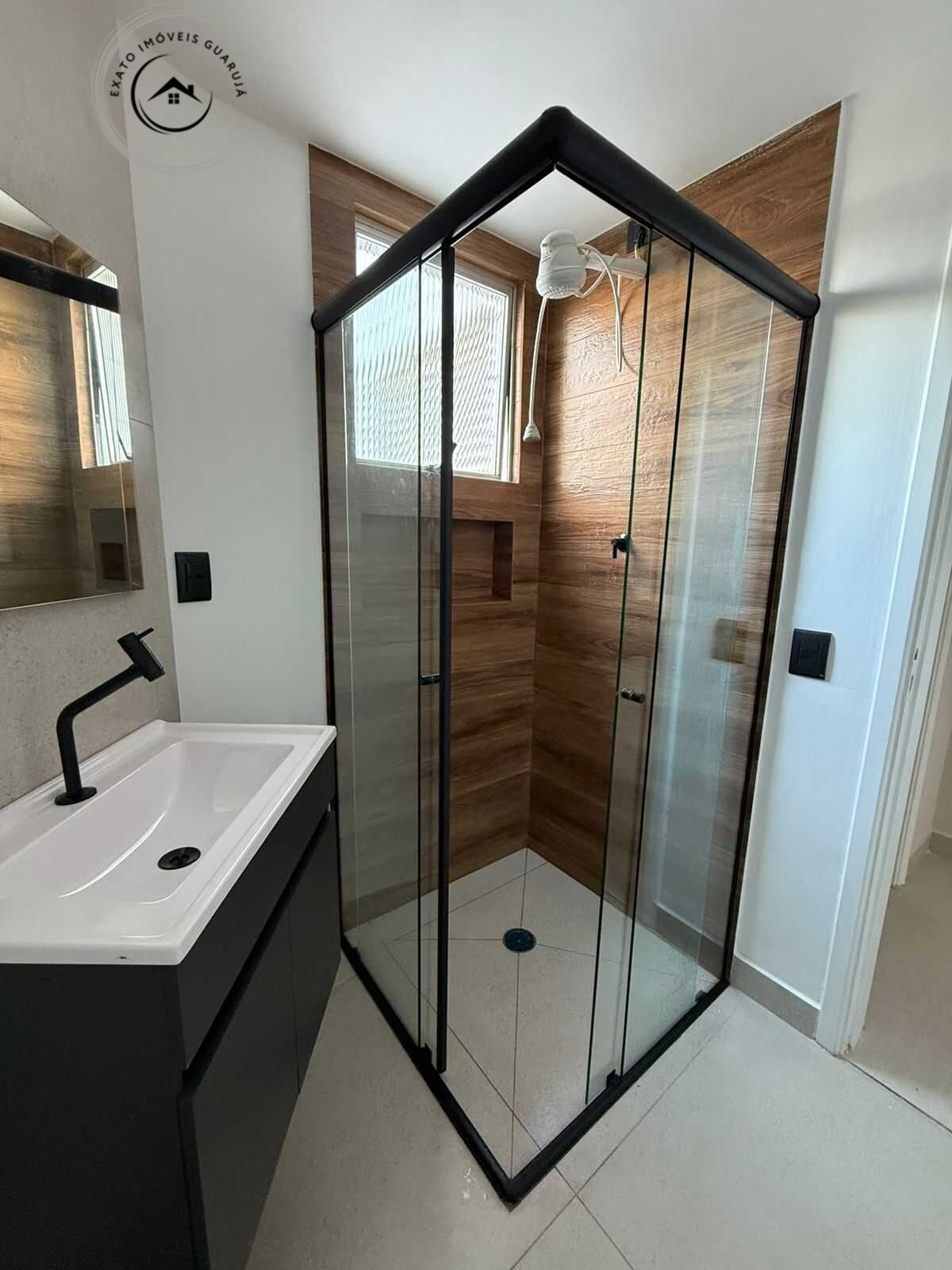 Apartamento padrão de 01 dormitório para locação na enseada.
