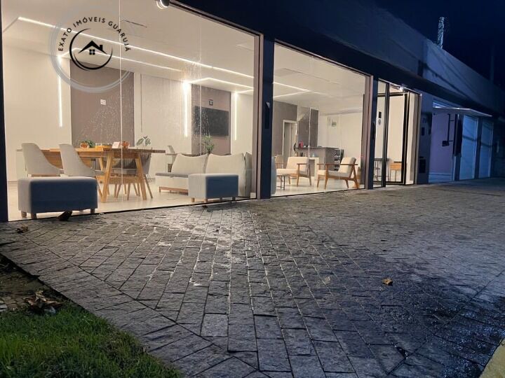Loja com 60 m² para locação comercial na praia de pernambuco