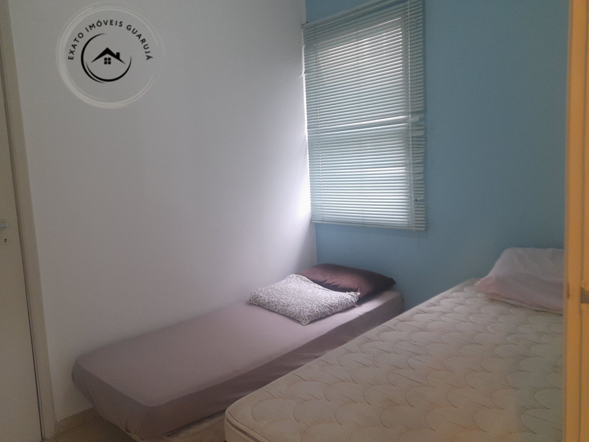 Apartamento padrão de 03 dormitórios para locação anual na p