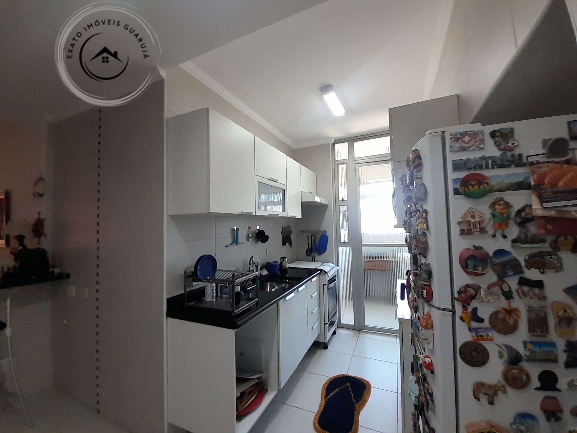 Apartamento padrão de 02 dormitórios para venda na praia das
