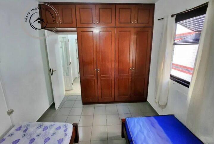 Apartamento padrão de 02 dormitórios para locação anual na p