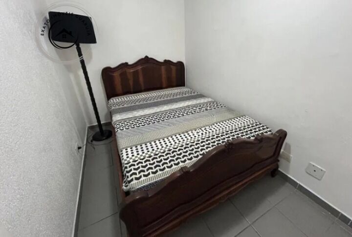 Apartamento padrão de 02 dormitórios para locação anual na p