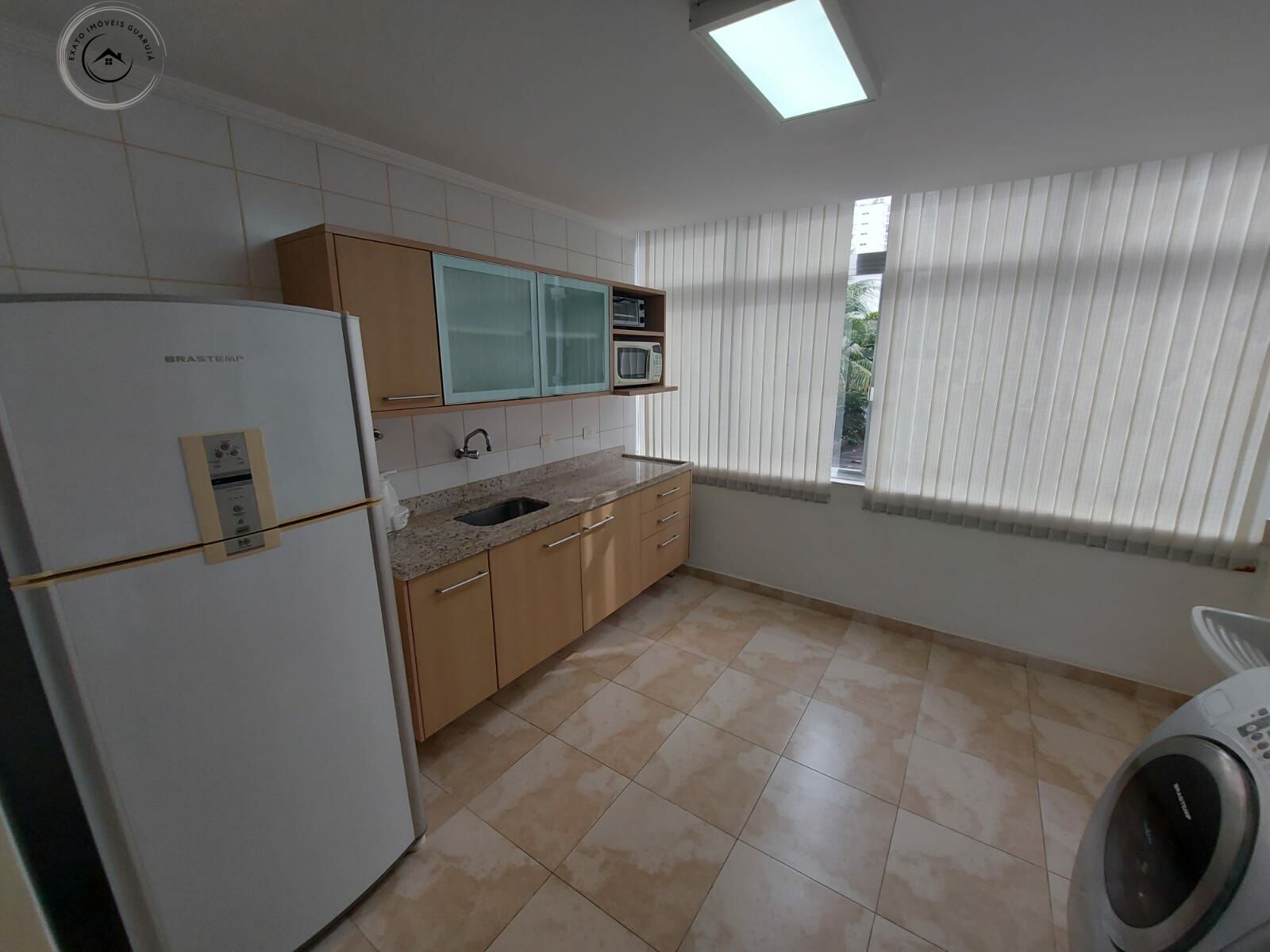 Apartamento de 02 dormitórios para venda nas pitangueiras.