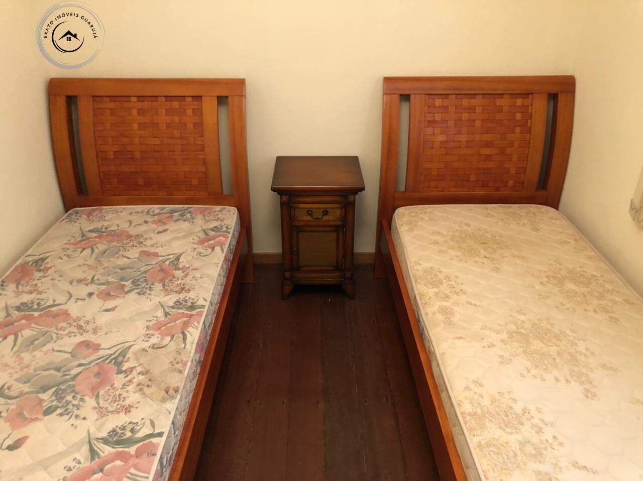 Apartamento padrão de 03 dormitórios para venda nas pitangue