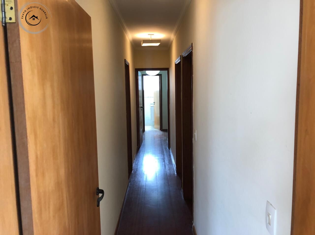 Apartamento padrão de 03 dormitórios para venda nas pitangue
