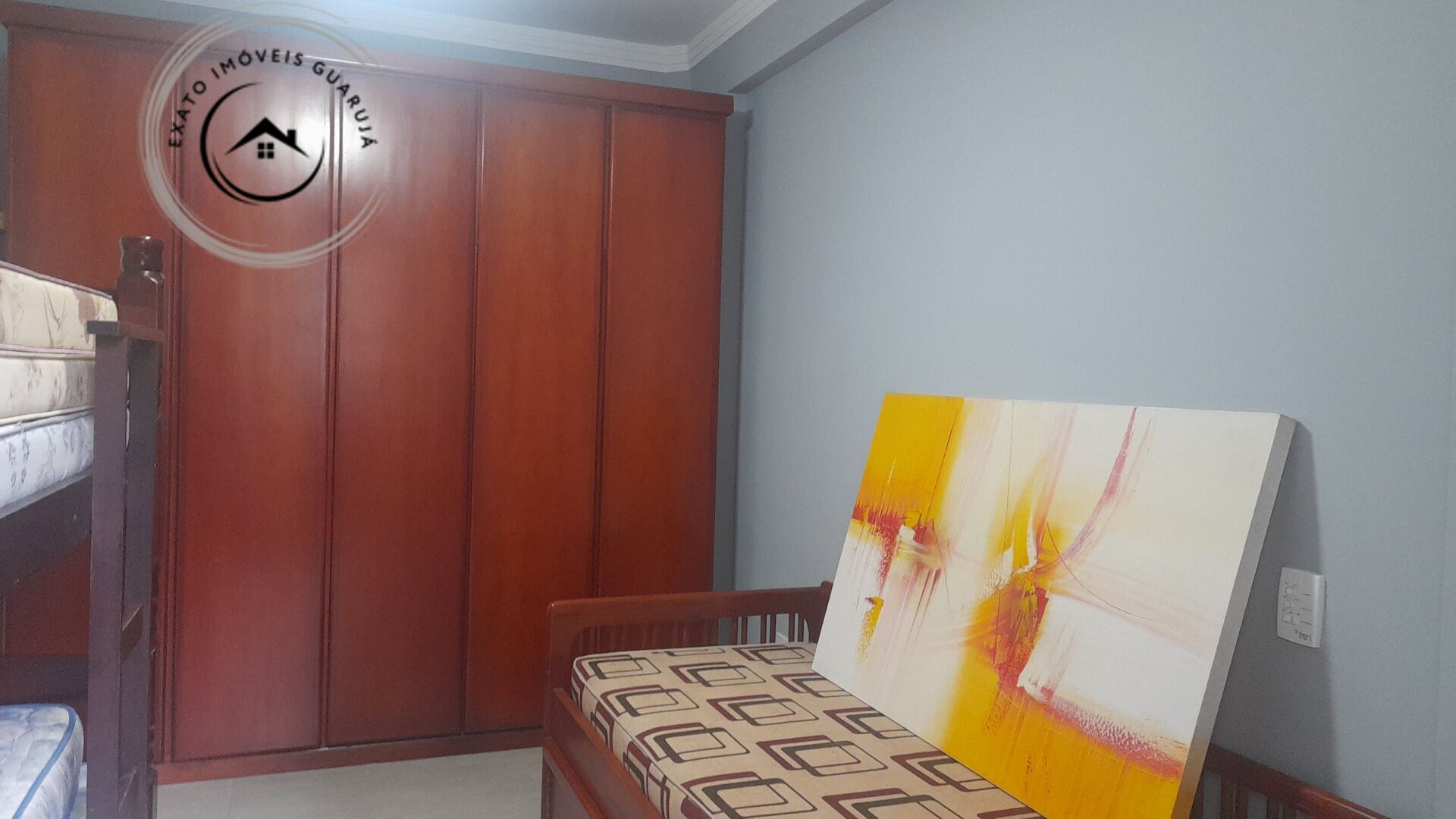 Apartamento padrão de 02 dormitórios para locação anual na p