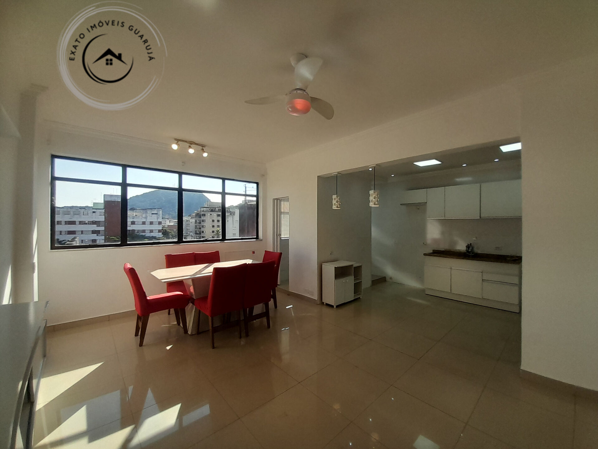 Apartamento padrão de 02 dormitórios para locação anual na p