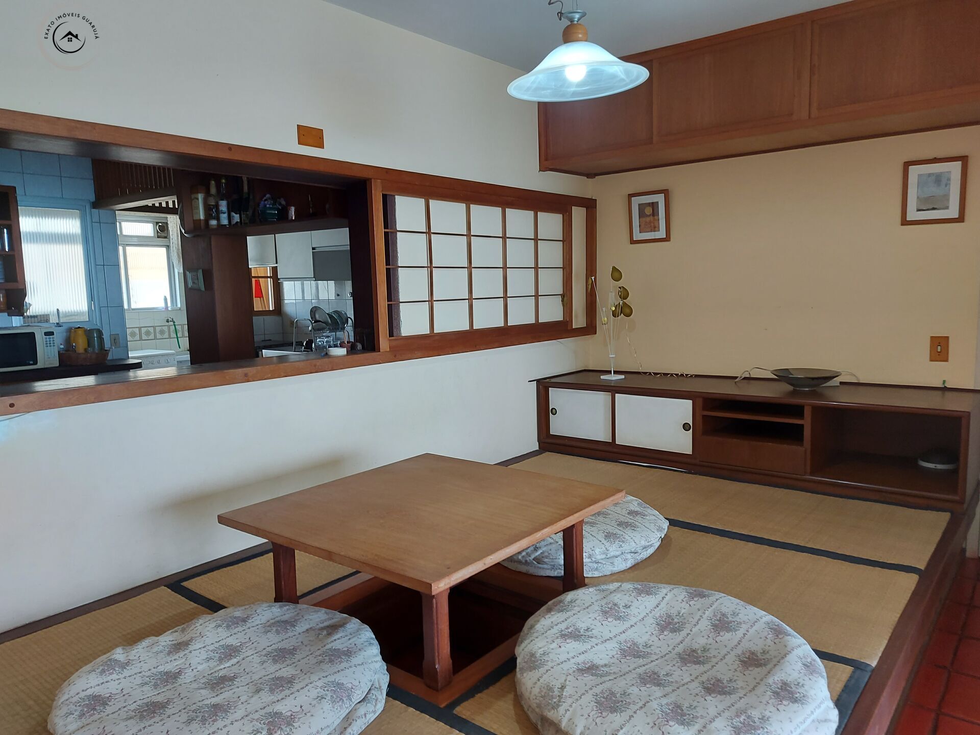 Apartamento alto padrão frente ao mar de 03 dormitórios para