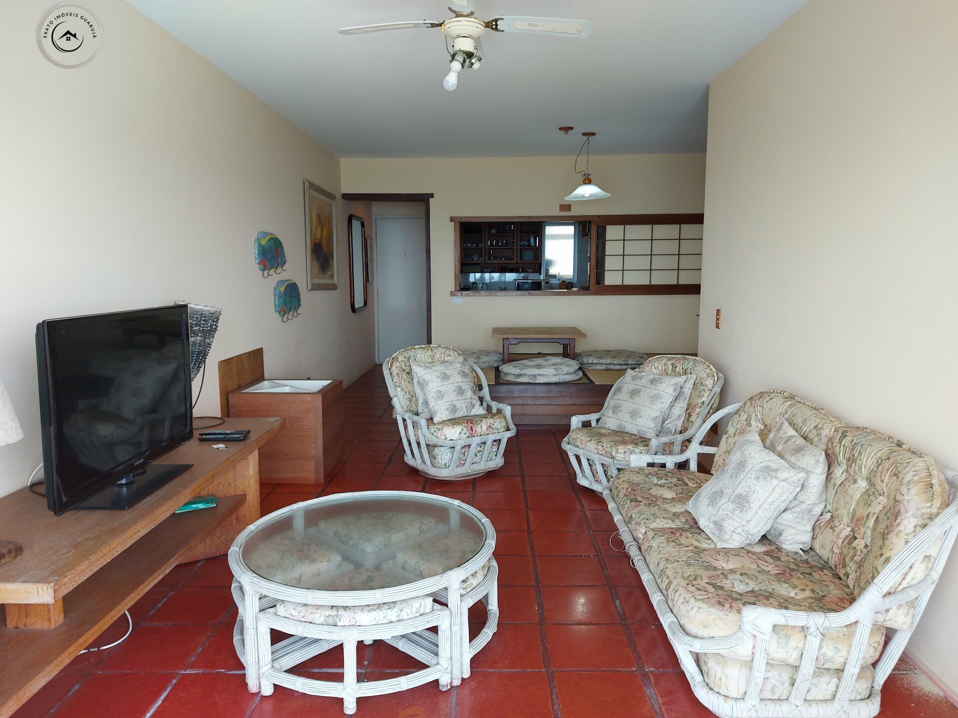 Apartamento alto padrão frente ao mar de 03 dormitórios para