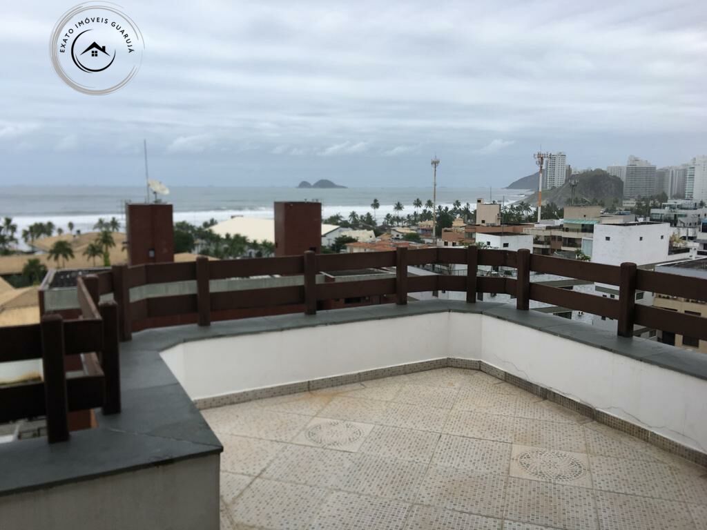 Casa em condomínio fechado na praia da enseada guarujá.