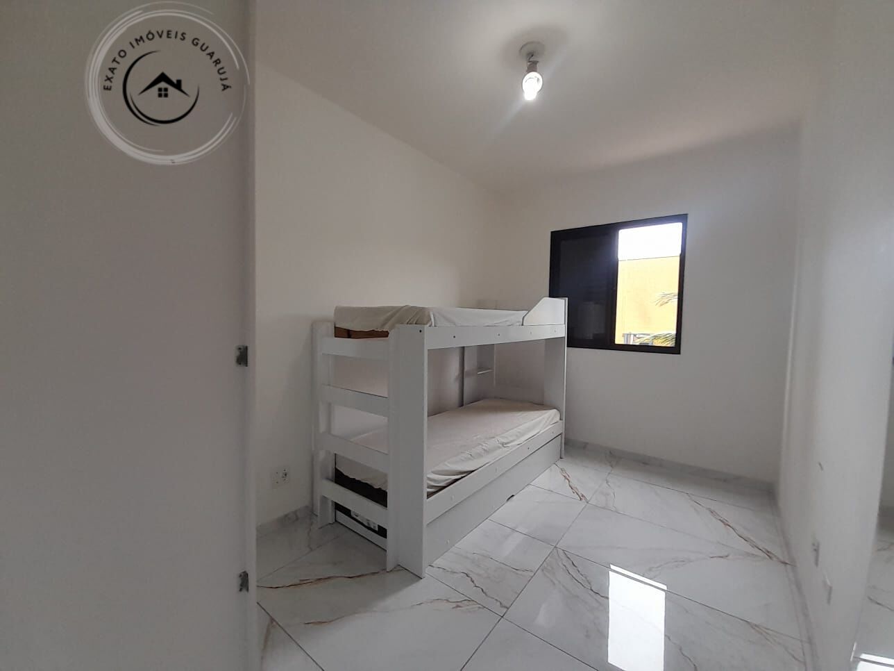 Apartamento padrão de 02 dormitórios para venda na praia da 