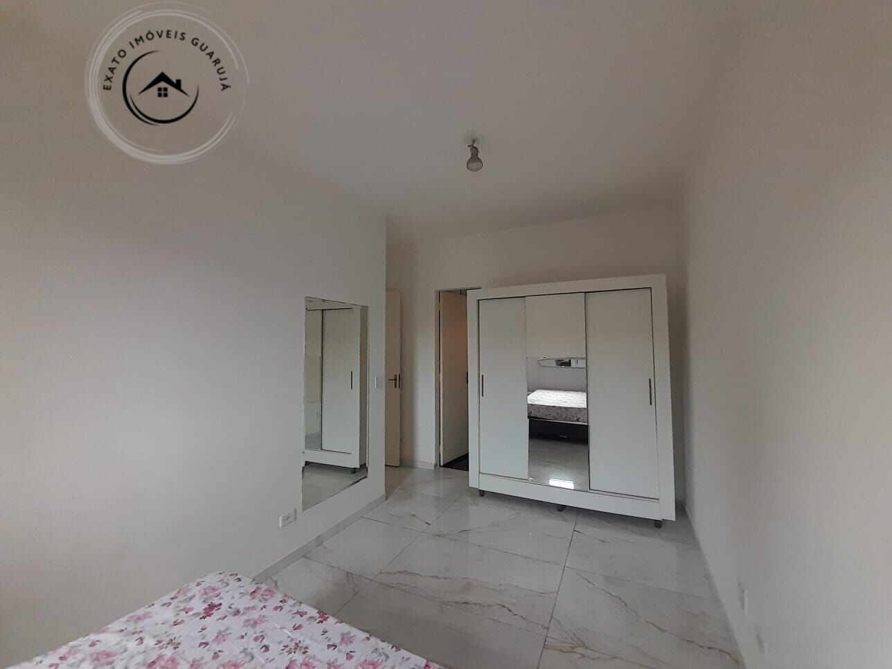 Apartamento padrão de 02 dormitórios para venda na praia da 