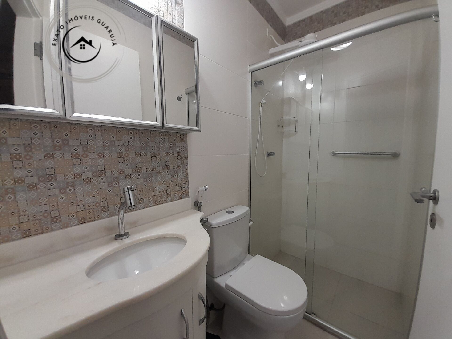Apartamento padrão de 02 dormitórios para venda na praia da 