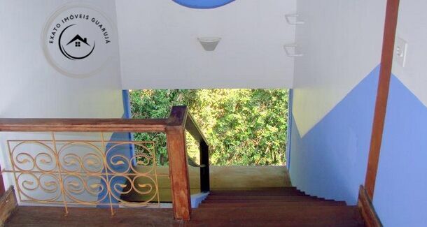 Casa alto padrão de 04 dormitórios em condomínio fechado na 