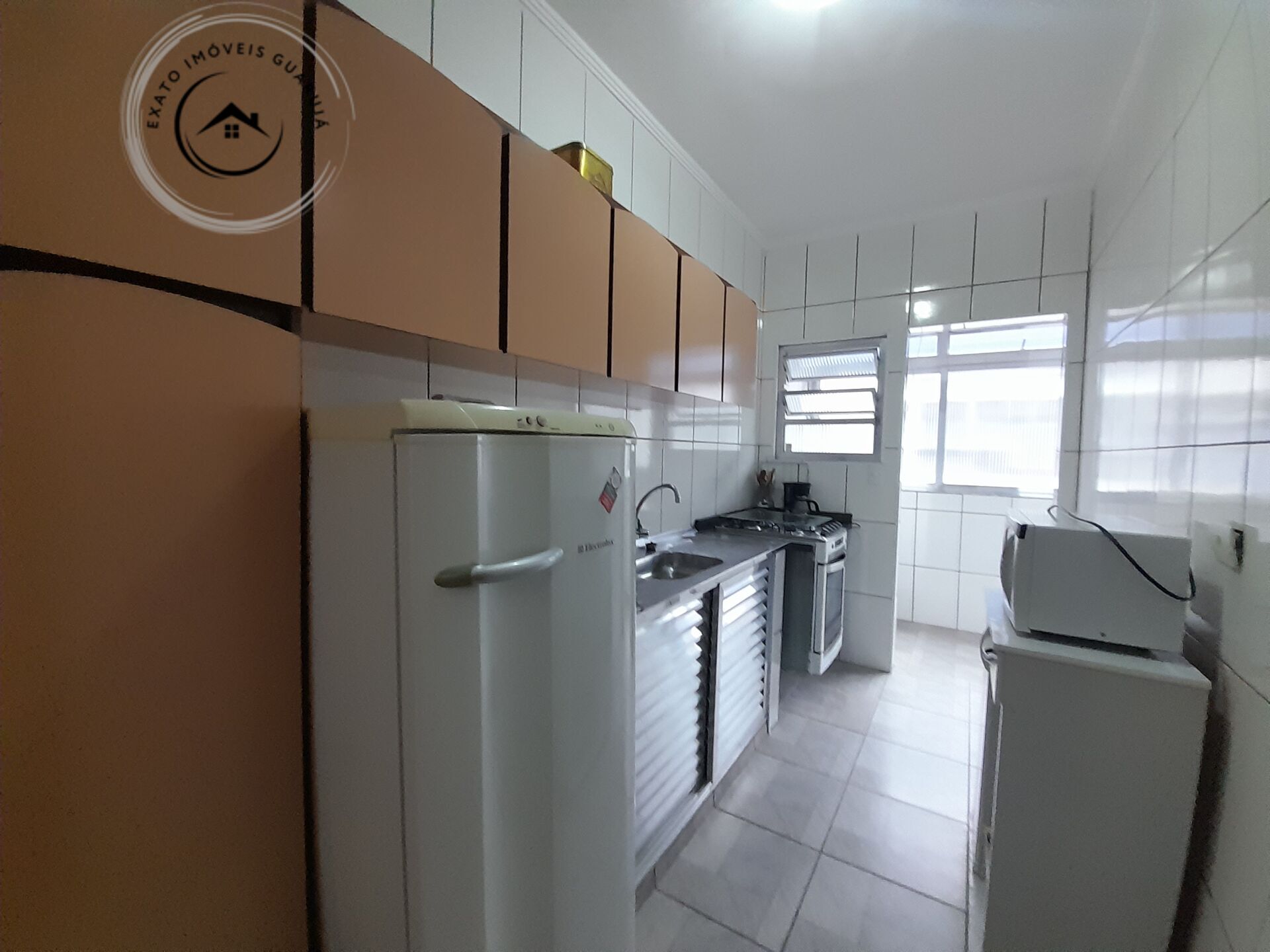 Apartamento padrão de 02 dormitórios para venda na enseada.