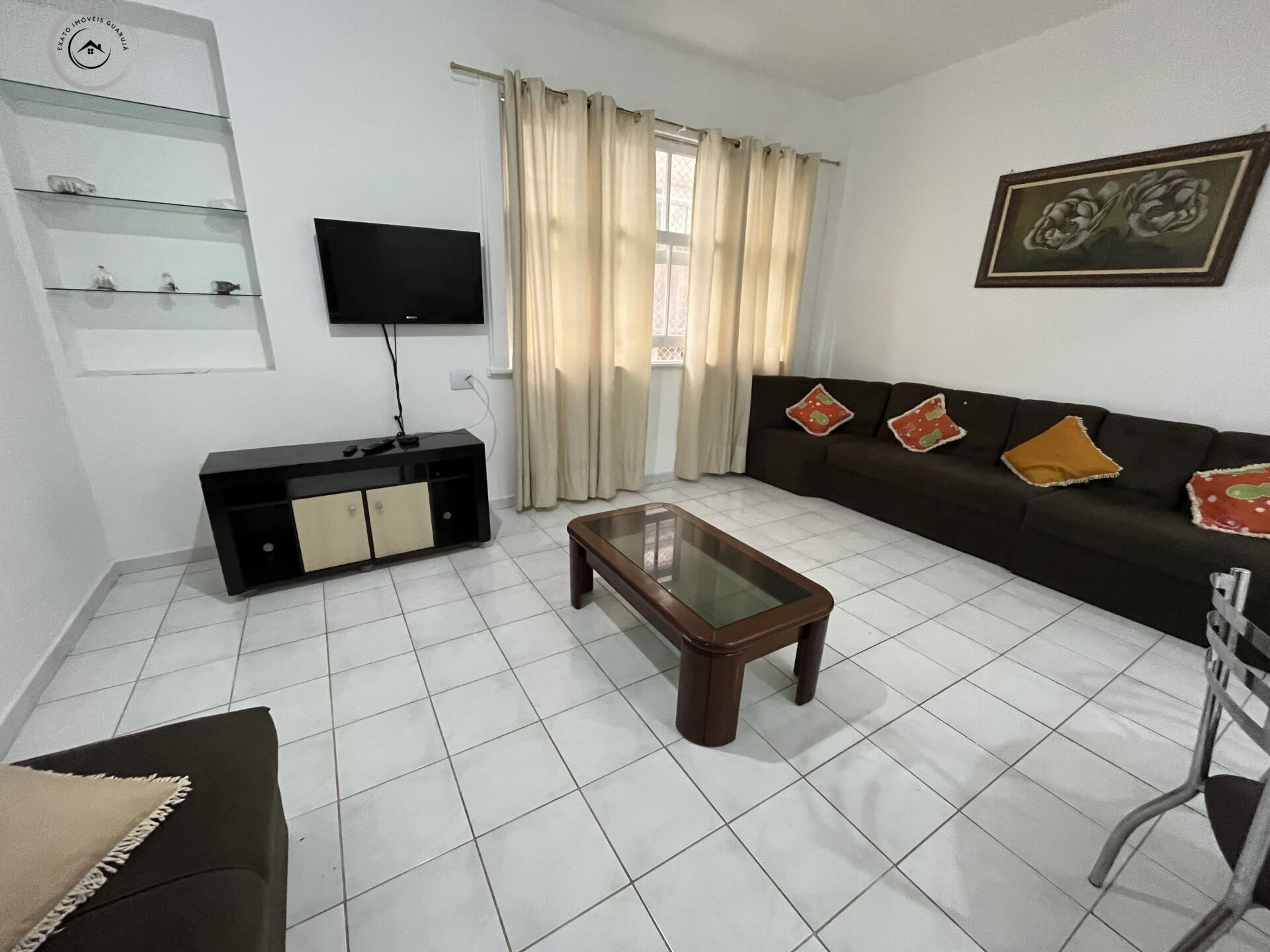 Apartamento padrão de 02 dormitórios para locação de tempora