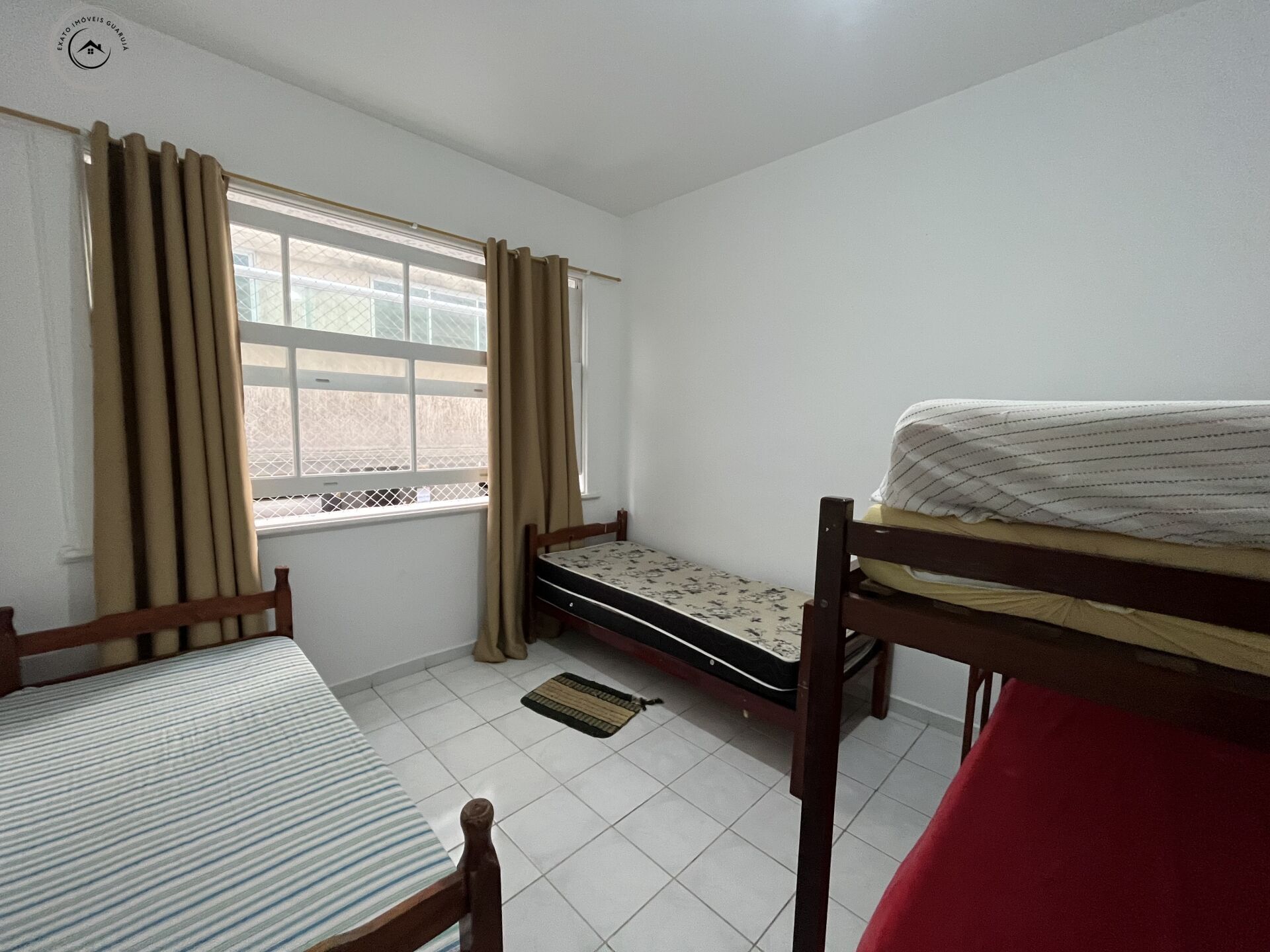 Apartamento padrão de 02 dormitórios para locação de tempora
