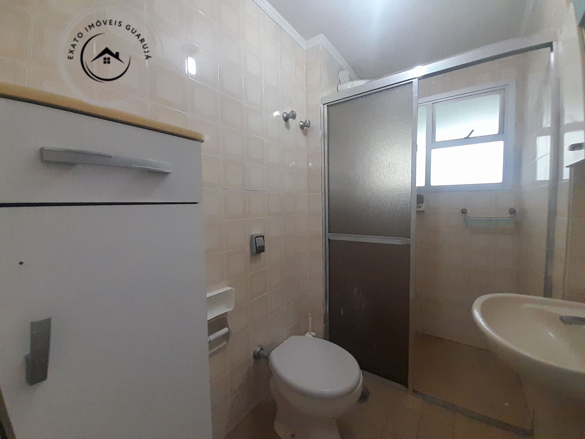 Apartamento padrão de 02 dormitórios para venda na praia das