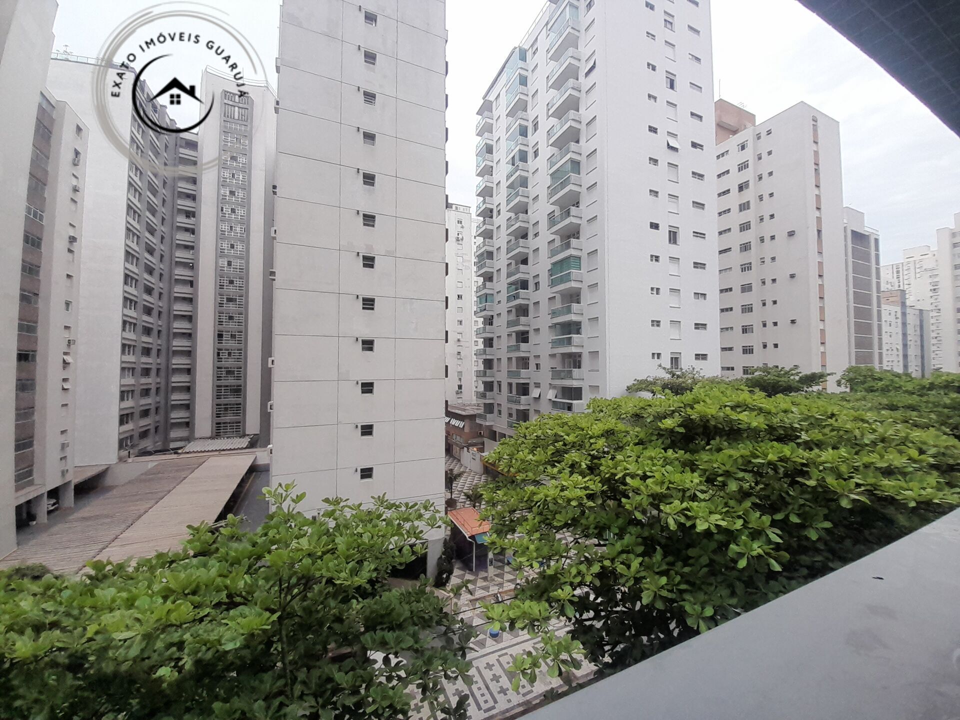 Apartamento padrão de 02 dormitórios para venda na praia das
