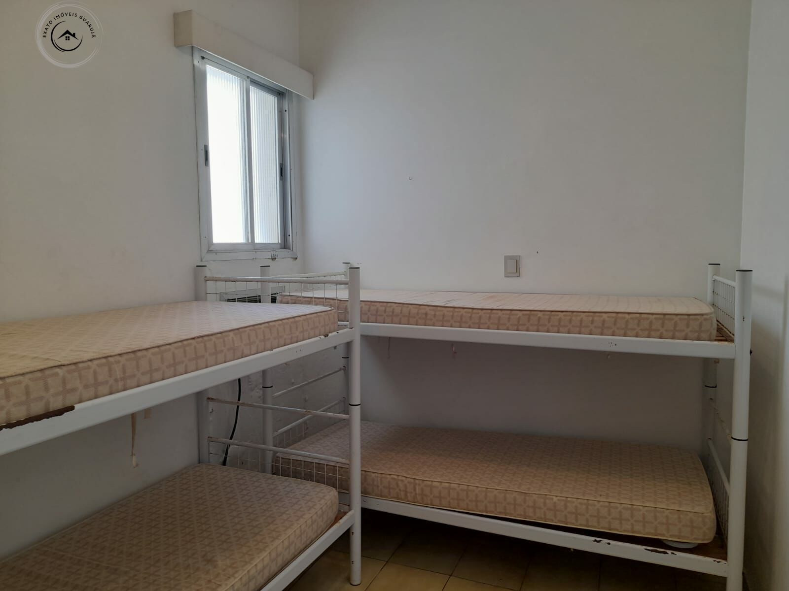 Apartamento padrão de 02 dormitórios para venda nas pitangue