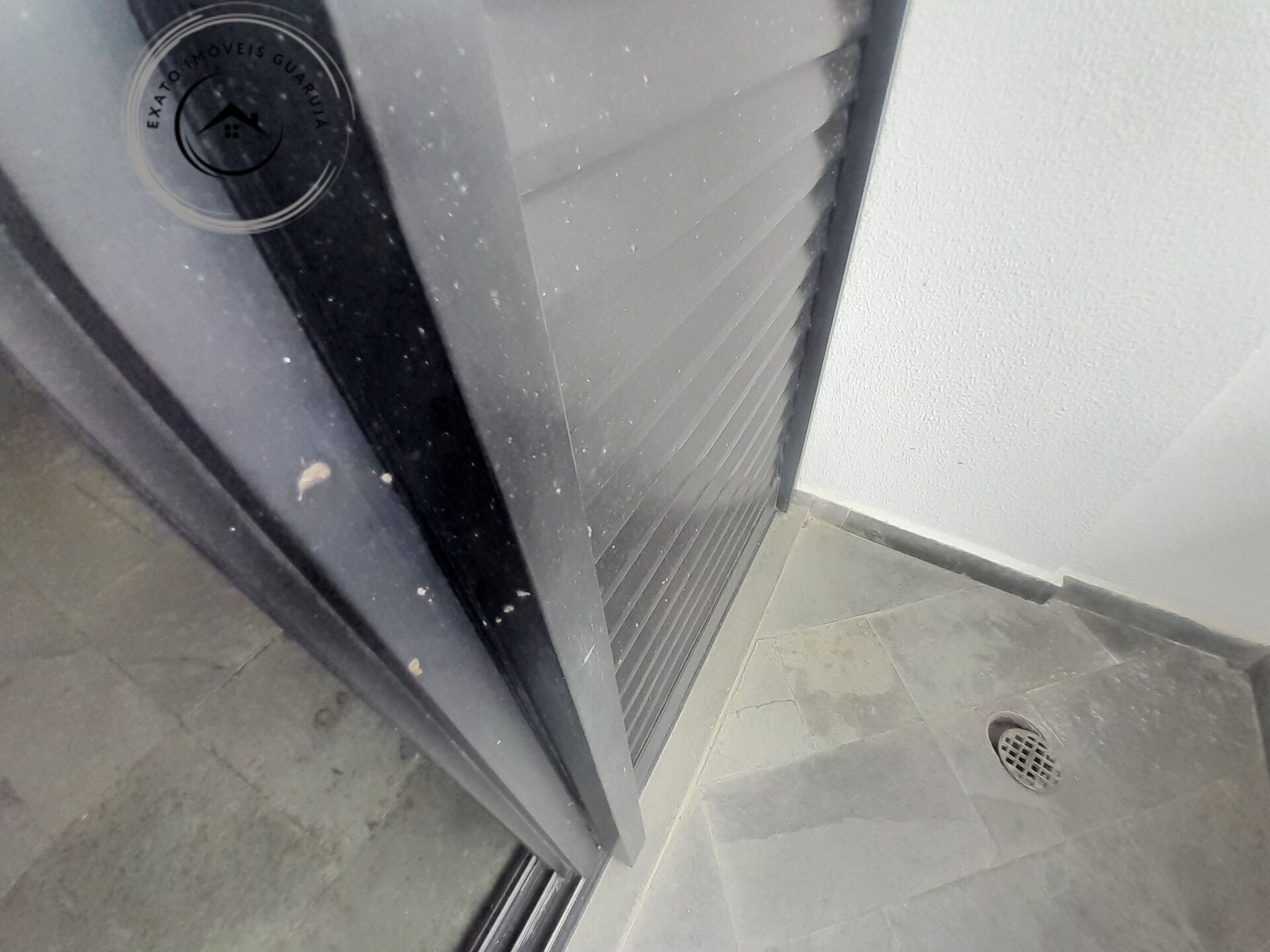 Apartamento padrão de 02 dormitórios para venda na praia da 