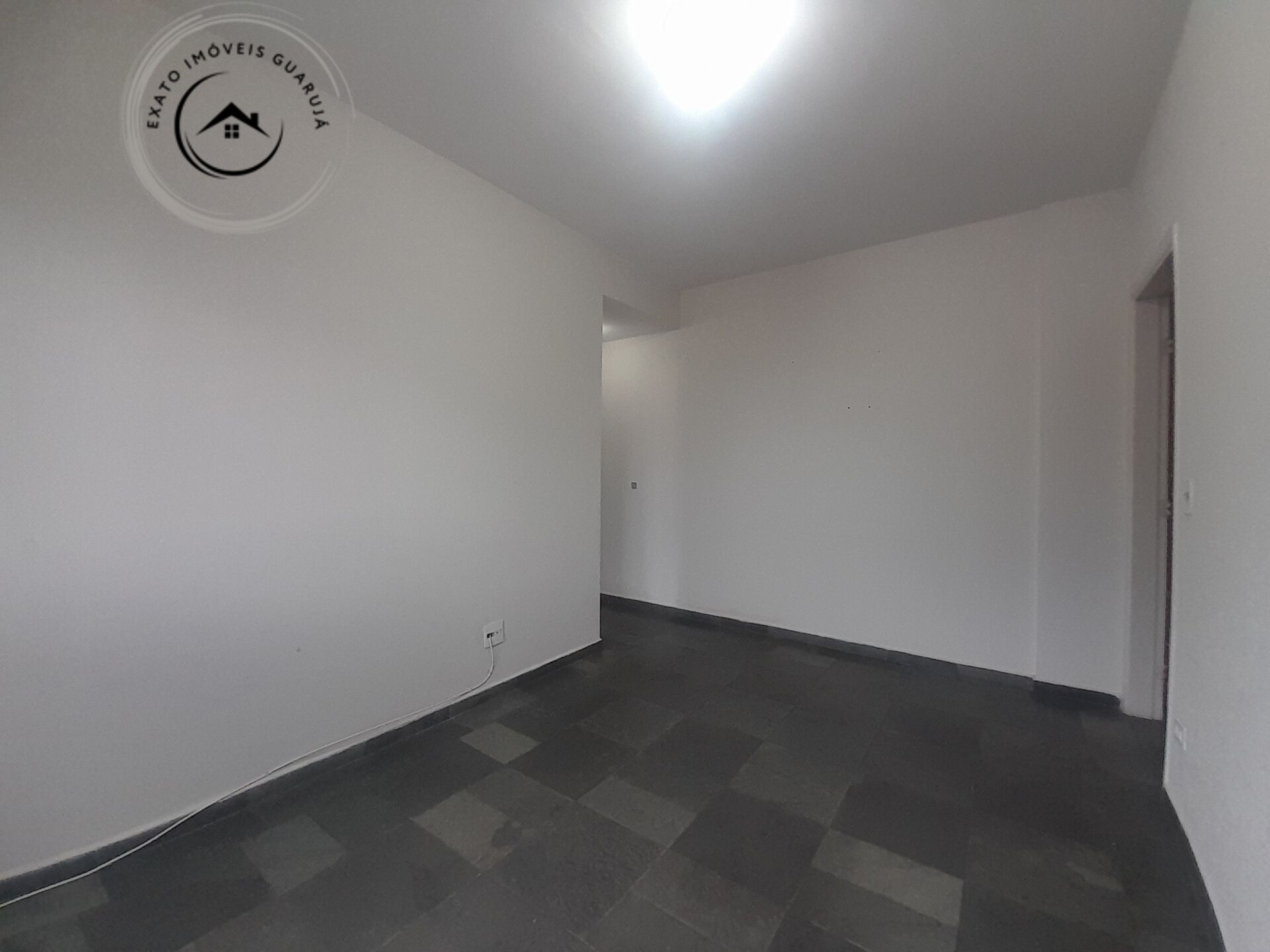 Apartamento padrão de 02 dormitórios para venda na praia da 