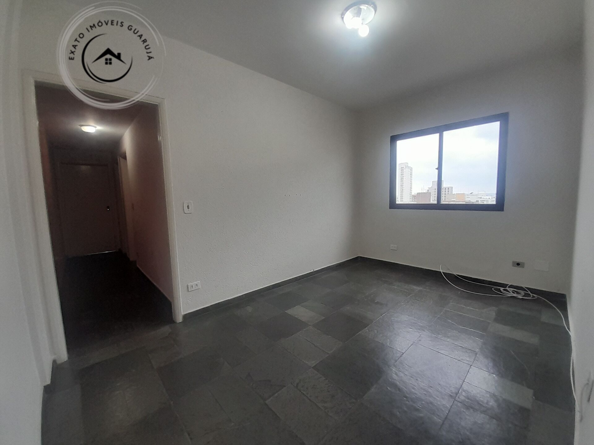 Apartamento padrão de 02 dormitórios para venda na praia da 