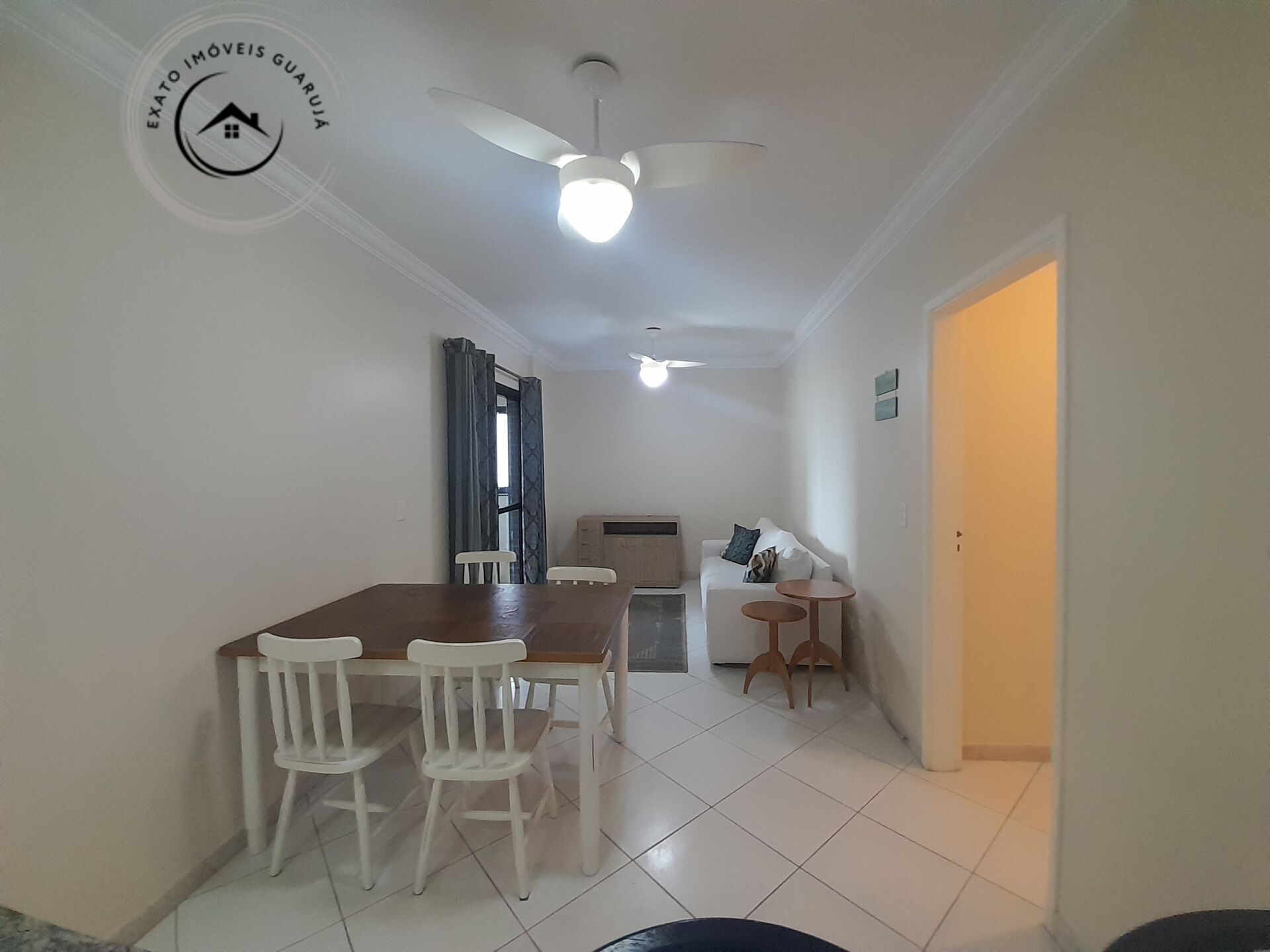 Apartamento padrão de 02 dormitórios para venda na praia das