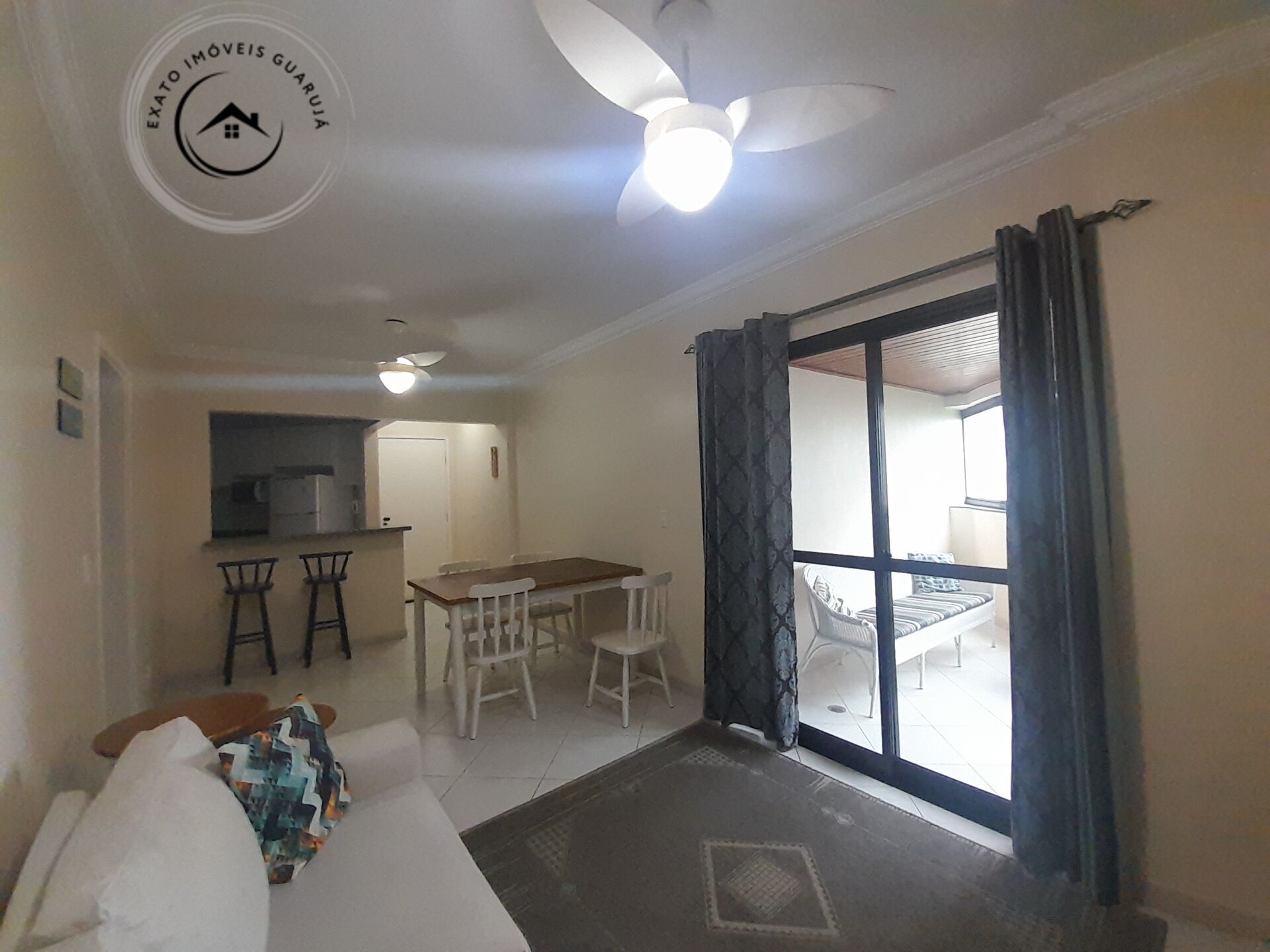 Apartamento padrão de 02 dormitórios para venda na praia das