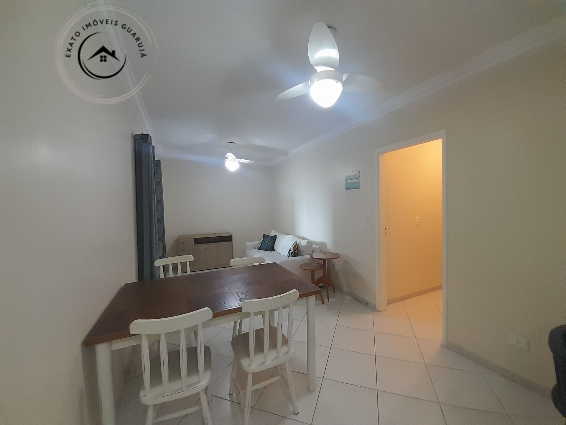 Apartamento padrão de 02 dormitórios para venda na praia das