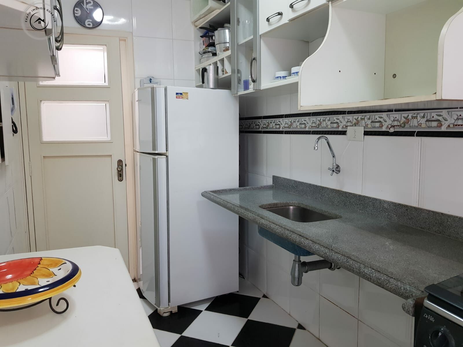 Apartamento padrão de 01 dormitório para venda nas pitanguei