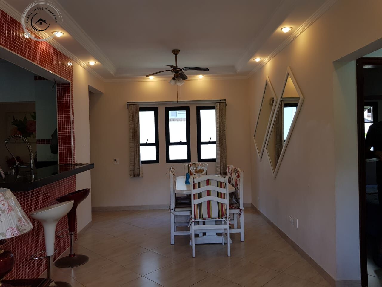 Apartamento padrão de 02 dormitórios para venda na praia da 