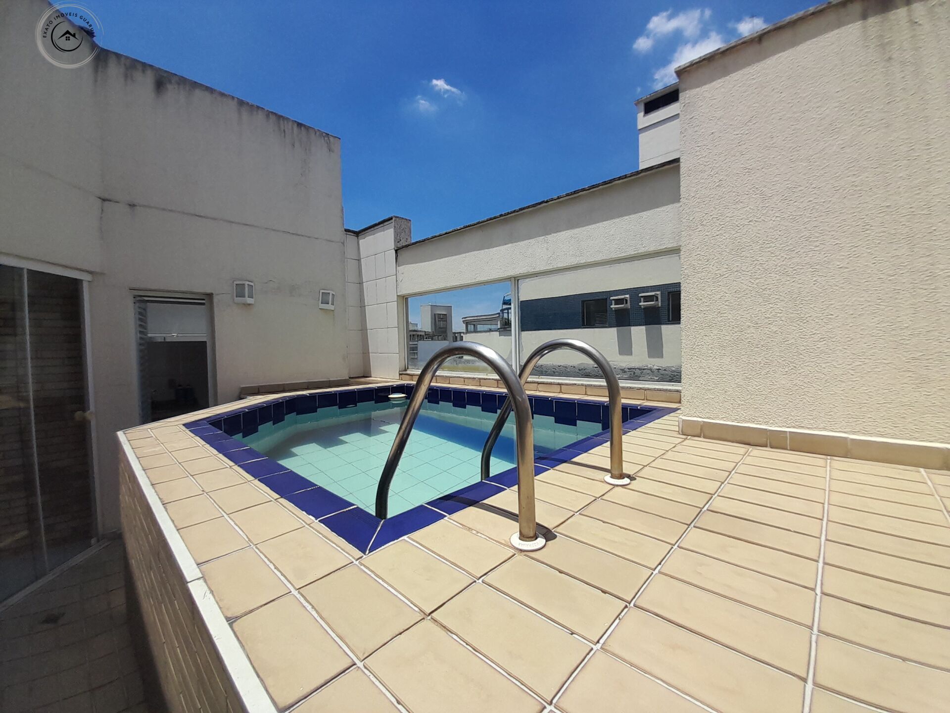 Apartamento cobertura duplex de 03 dormitórios para venda na