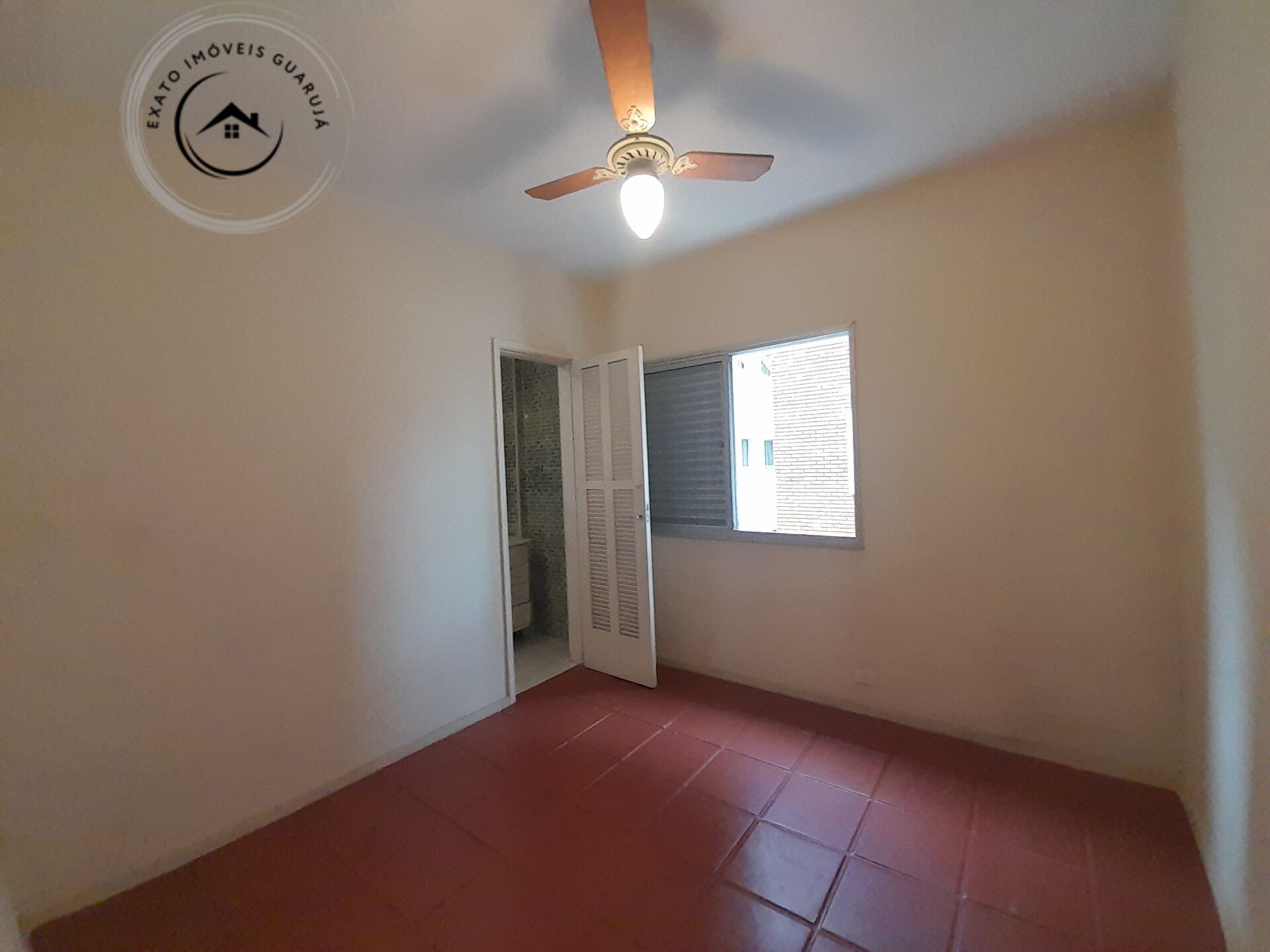 Apartamento padrão de 03 dormitórios para venda na praia da 