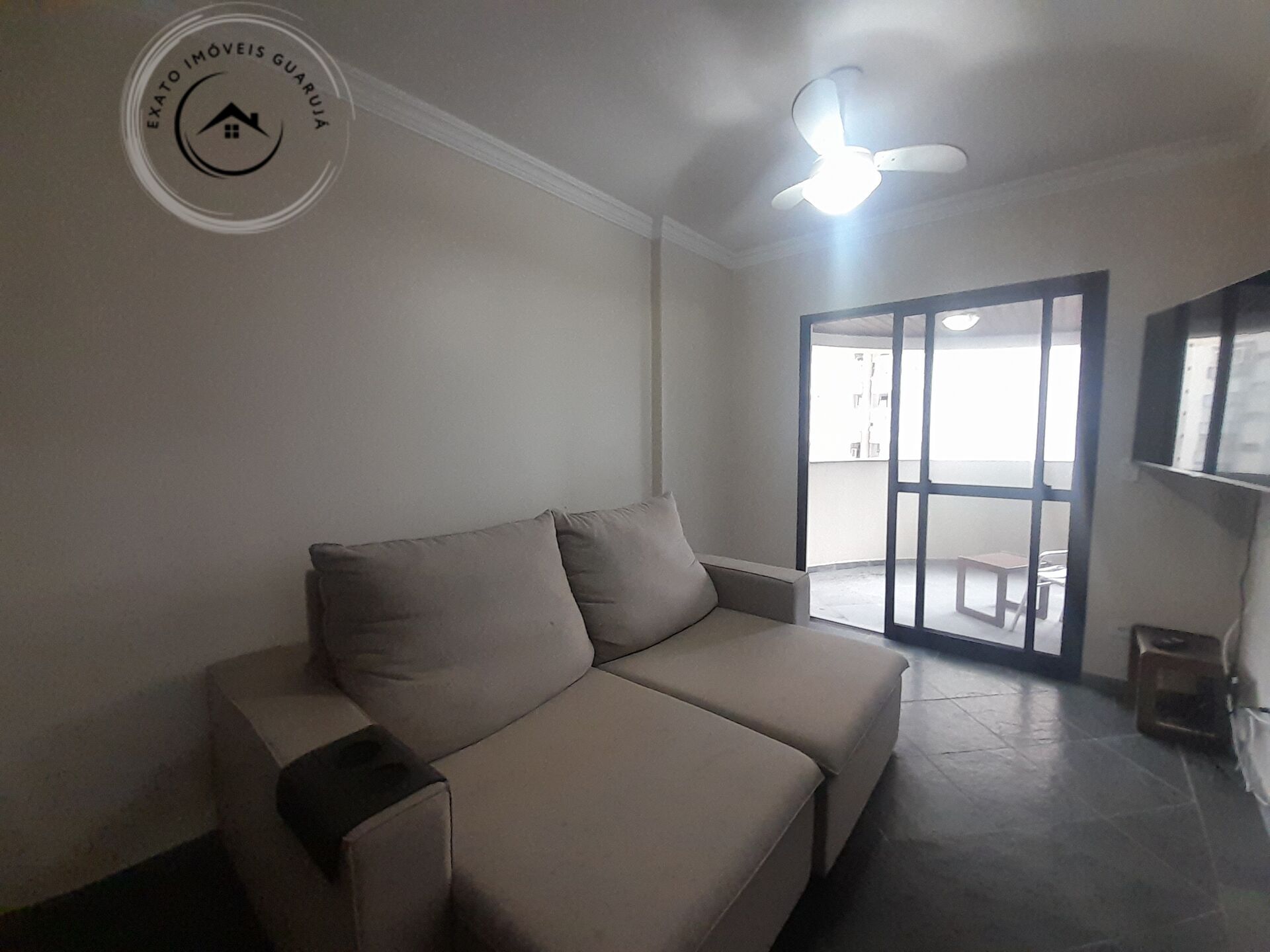 Apartamento padrão de 02 dormitórios para venda na praia das