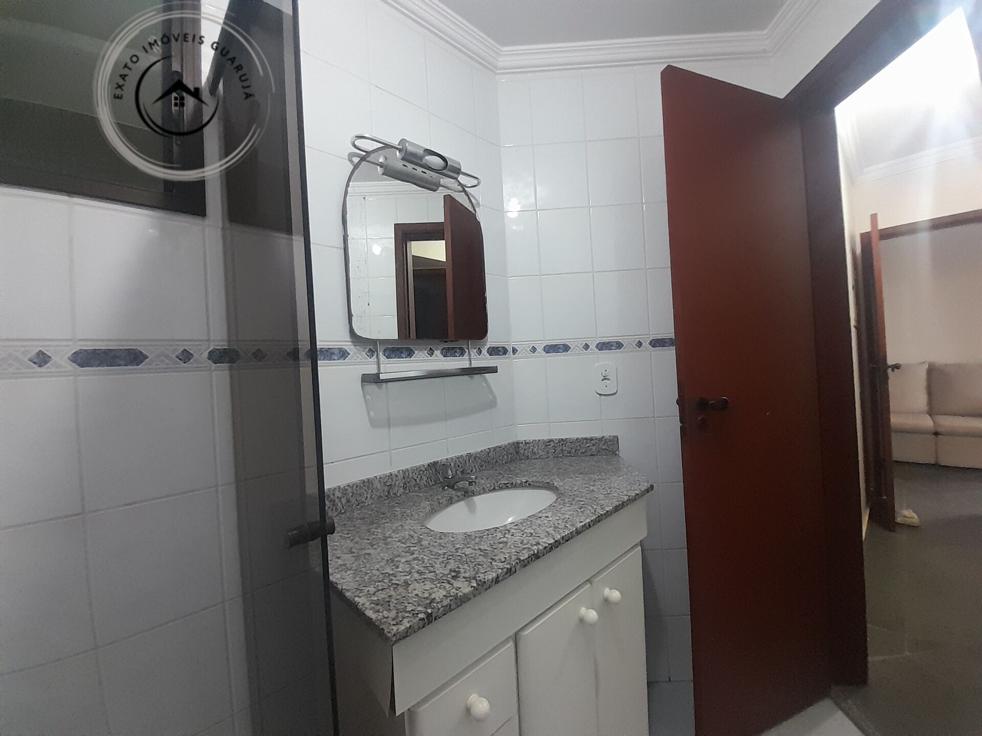 Apartamento padrão de 02 dormitórios para venda na praia das