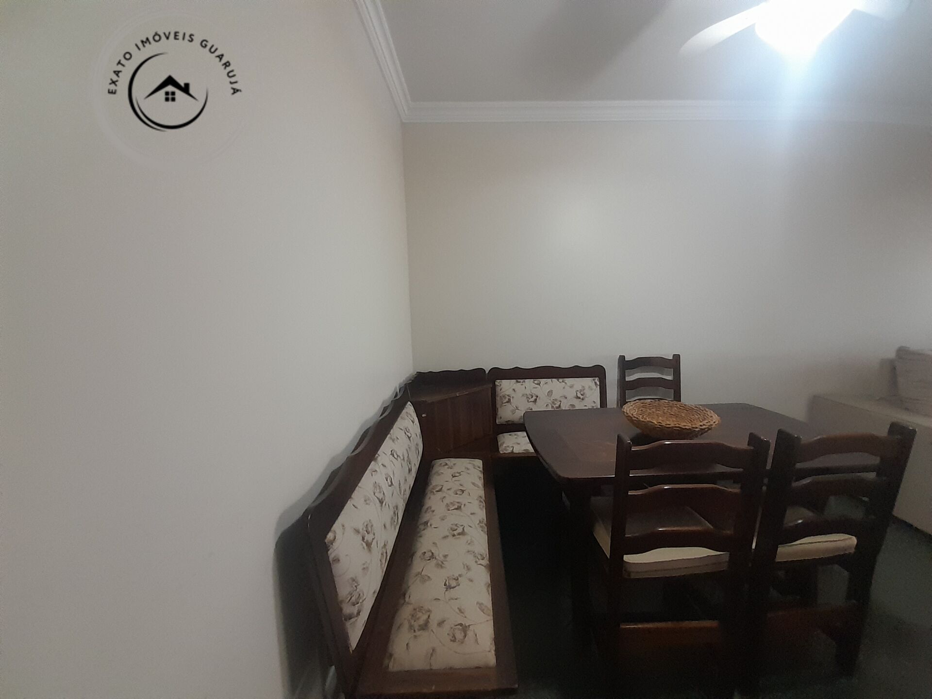 Apartamento padrão de 02 dormitórios para venda na praia das