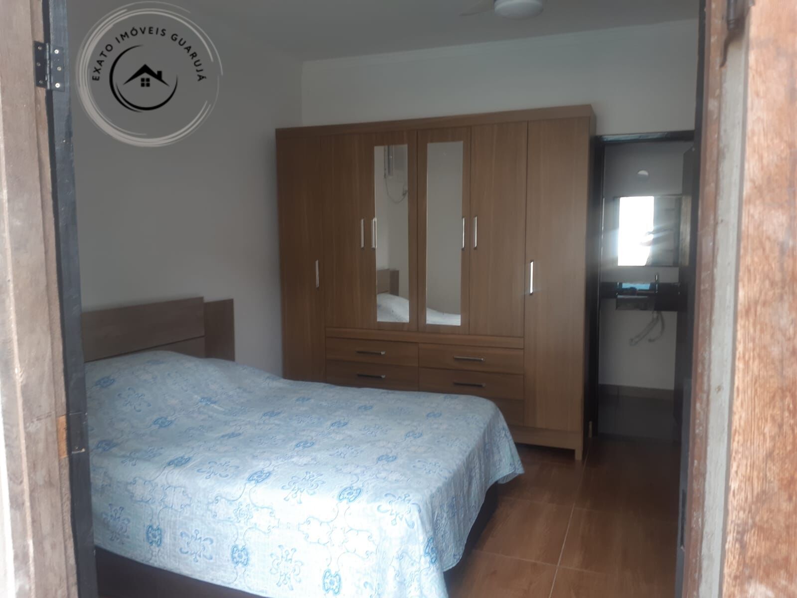 Casa padrão de 04 dormitórios para venda na enseada jardim v