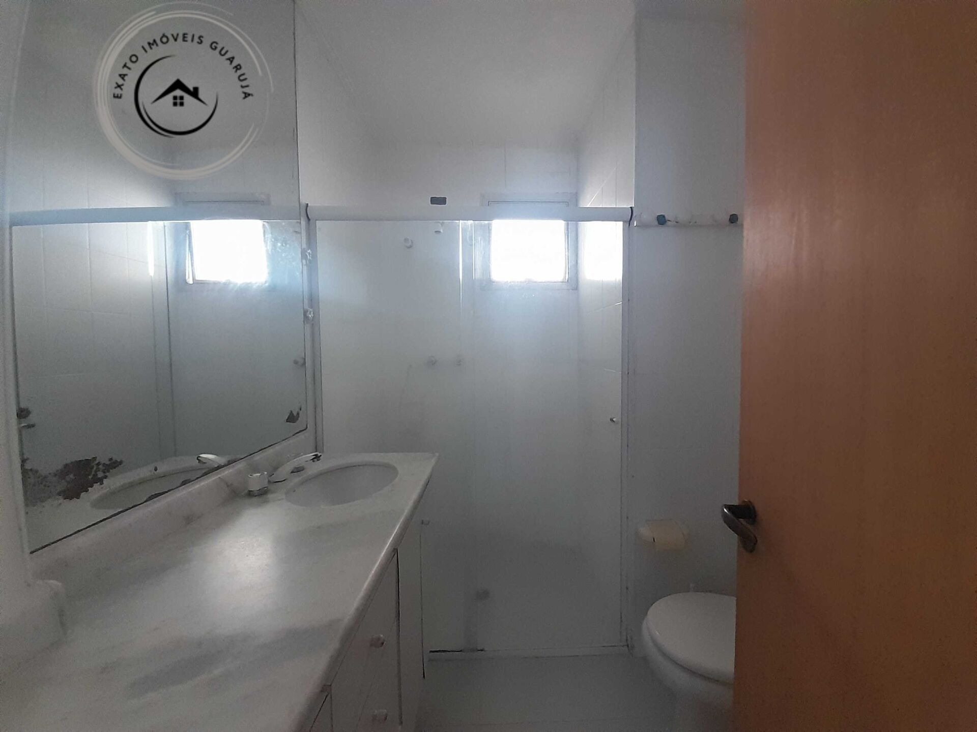 Apartamento padrão de 2 dormitórios para venda na praia da e
