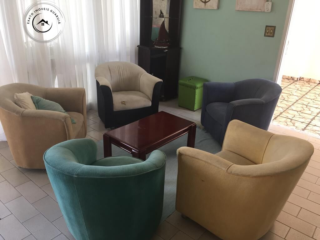 Casa padrão de 03 dormitórios para locação de temporada na p